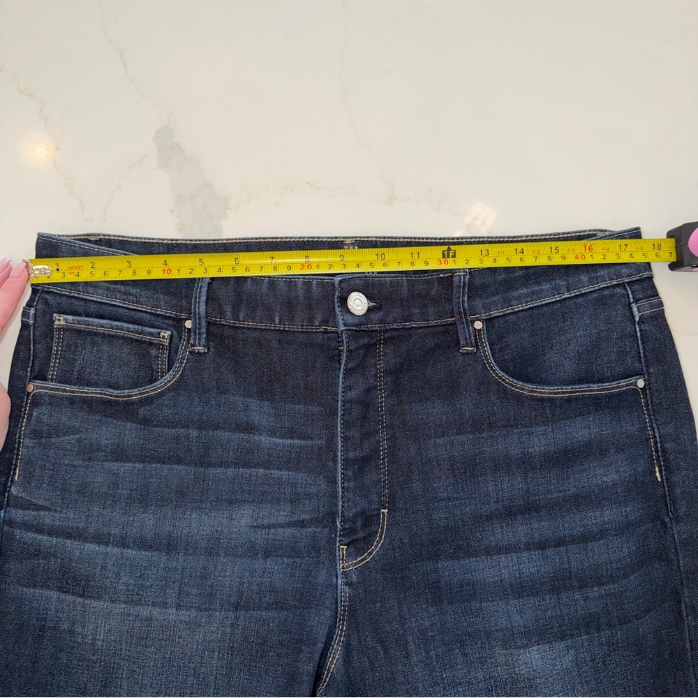 White House Black Market The Sculpt High Rise Skinny Ankle Jeans Size 14 - Picture 6 of 6